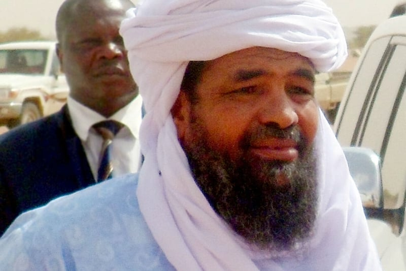 مالي تطارد "القاعدة" بمكافأة ضخمة