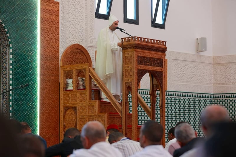 صلاة الجمعة بالمجمع الأمني الجديد