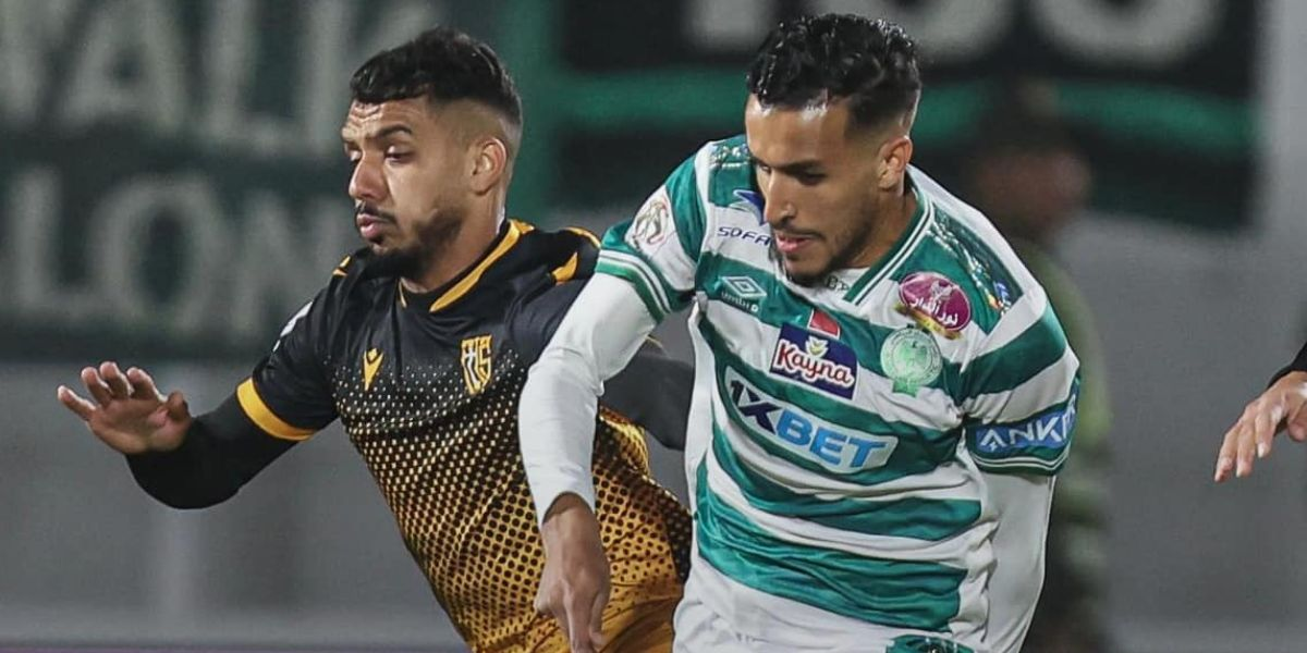 الكشف عن طاقم تحكيم مباراة الرجاء واتحاد تواركة