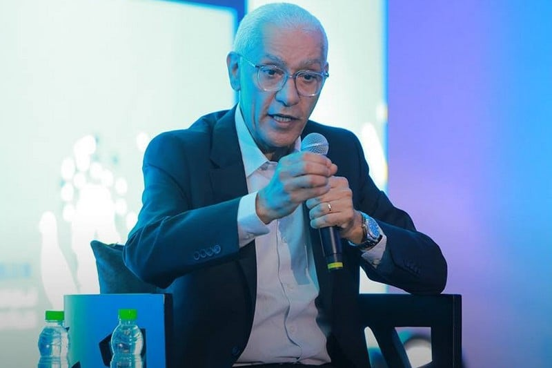 الطالبي العلمي ينتقد الصراع السياسي ويدعو إلى التركيز على الإنجازات